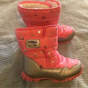 COGA Girls Pink & Silver Snowflake Winter/Snow Boots. Size 34 (3) slip resistant
